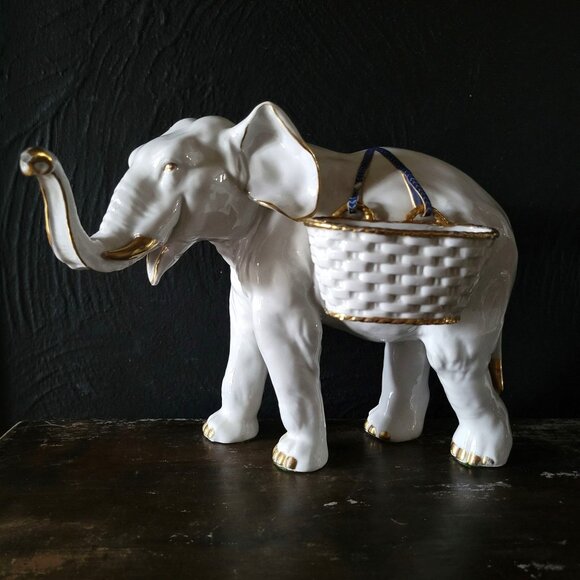 Von Schierholz Germany Porcelain Elephant Figurine Vase W/ Baskets, Centerpiece